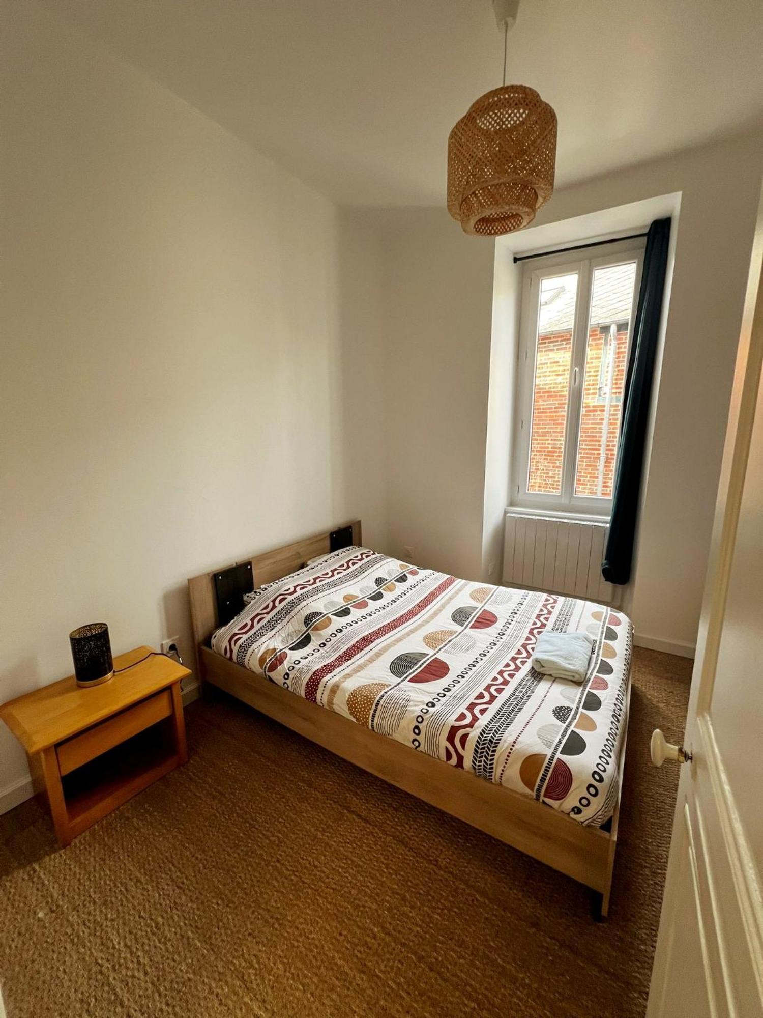 Appartement T2 Avec Terrasse Proche Cathedrale Bourges Ngoại thất bức ảnh